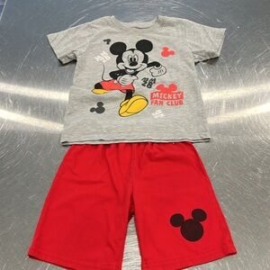 Disney’s Micky Mouse Toddler Shorts/T shirt Set
